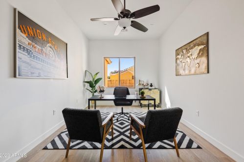 36648 27th Ave, Phoenix AZ 85086-8747 exterior