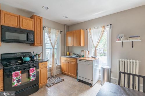 126 Fowler Ave, Tavistock NJ 08033-1336 exterior