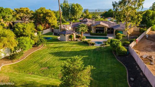 4450 54th St, Phoenix AZ 85018-1905 exterior