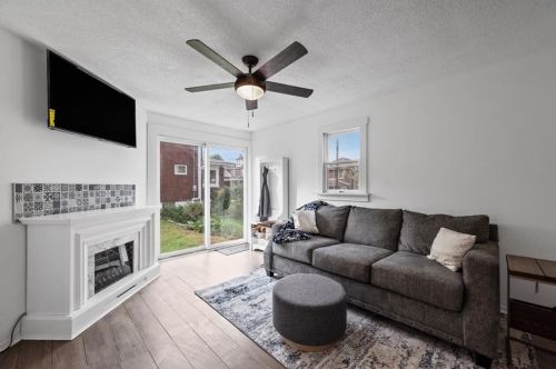 7442 Fleming St, Pittsburgh PA 15212 exterior