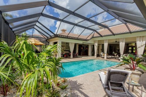 1016 Tivoli Dr, Naples, FL 34104-0806