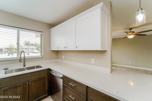 6021 28th St, Tucson AZ  85711-6803 exterior