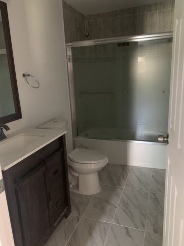 247 Pilgrim Ave, Worcester MA 01604-4749 exterior