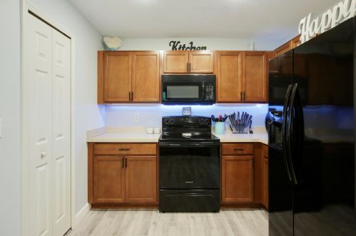 275 Ridgecrest Dr, Fort Pierce FL  34953-8305 exterior