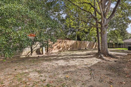 8311 Walnut Rdg Dr, Humble TX 77338-1913 exterior