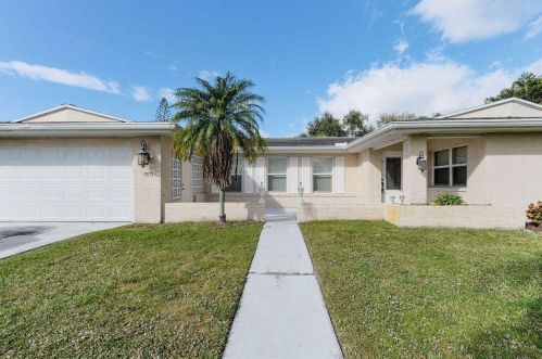 2972 Santa Anita St, Fort Pierce, FL 34952-6007