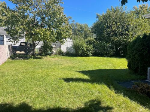 11805 Ridgeway Ave, Chicago IL 60659-1116 exterior