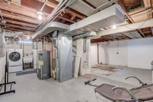 2335 54 St, Milwaukee WI 53219-3352 exterior