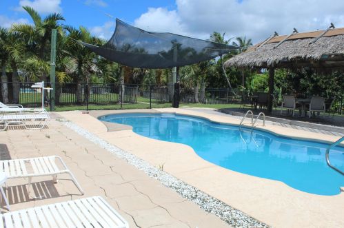 458 Camelotdr, Fort Pierce FL 34983-1763 exterior