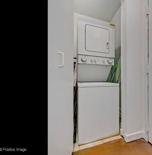 20 State St, Chicago IL  60602-3557 exterior