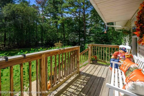 407 Stump Tavern Rd, Jackson Twp NJ 08527-3326 exterior