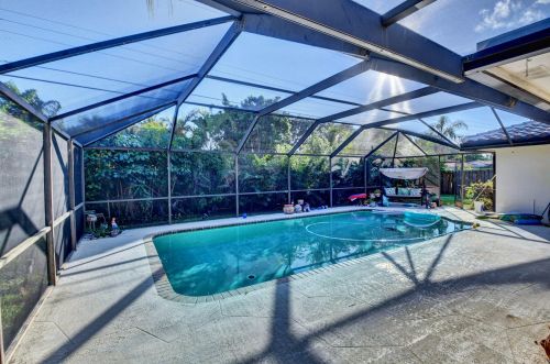 1964 Park Pl, Boca Raton FL 33486-3117 exterior