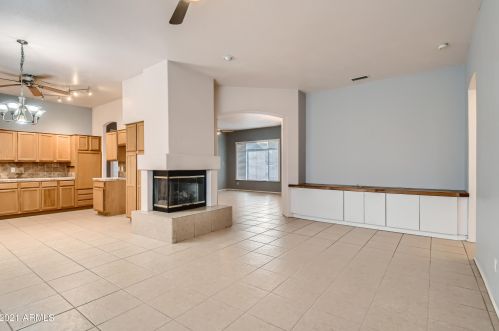 6842 Linda Ln, Chandler AZ 85226-5847 exterior