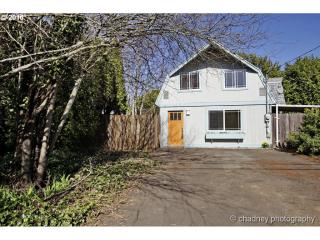 16111 Alder St, Portland, OR 97233-3233