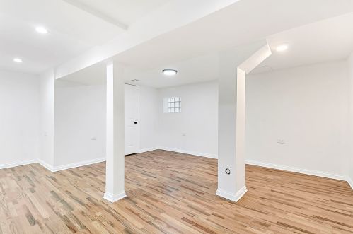 8943 Elizabeth St, Chicago IL  60620-3418 exterior