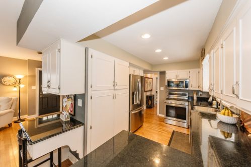 5030 Larkin St, Milwaukee WI 53217-5754 exterior