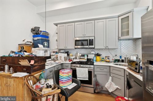 728 Daly St, Philadelphia PA 19148-3306 exterior