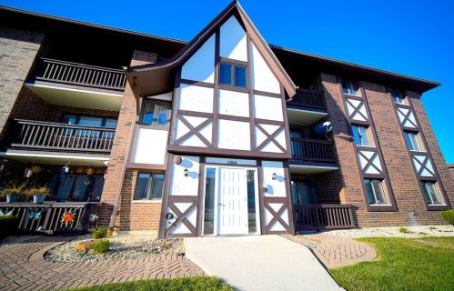 5208 122nd St, Chicago, IL 60803-3187