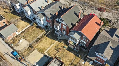 5812 De Giverville Ave, Saint Louis MO 63112-1617 exterior