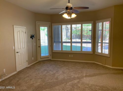 1340 Amberwood Dr, Phoenix AZ 85048-9314 exterior