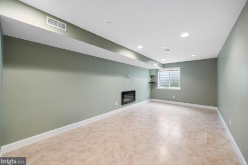 1505 Dickinson St, Philadelphia PA 19146-4830 exterior