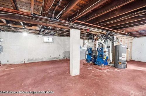 6 Lincoln Ave, Edison NJ exterior