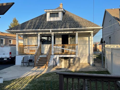 11250 Kedzie Ave, Chicago, IL 60655-2332