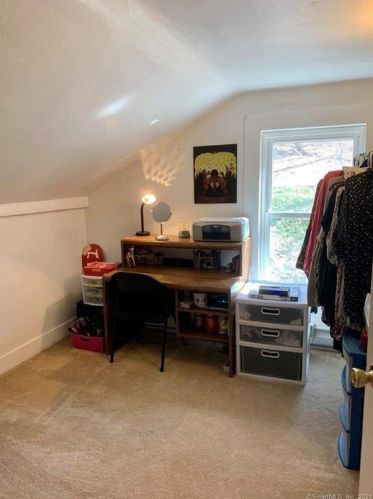 69 High St, Vernon CT 06066-6709 exterior