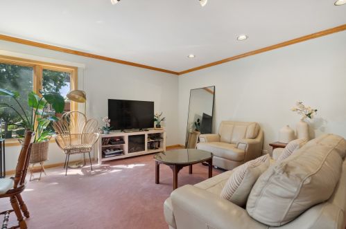 2802 Shields Ave, Chicago IL 60609-4530 exterior