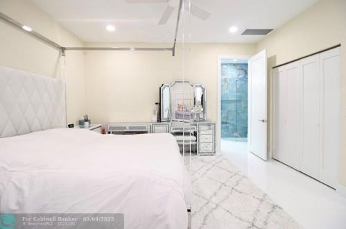 6628 25th Ct, Boca Raton FL  33496-2016 exterior