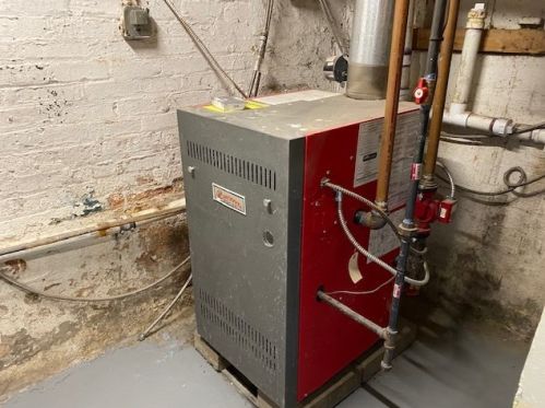 656 Monticello Ave, Chicago IL 60618-5320 exterior