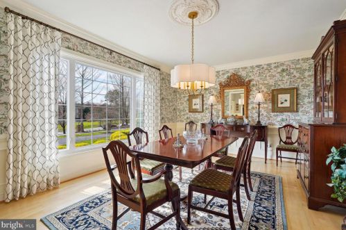 11409 Palatine Dr, Rockville MD  20854-1453 exterior