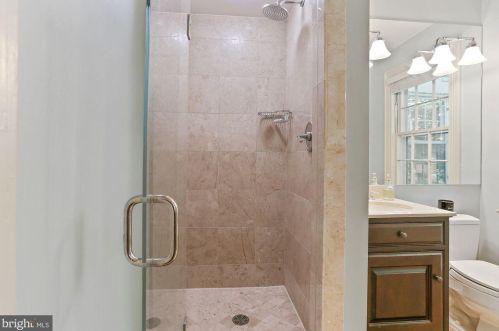 204 Royal St, Alexandria VA  22314-2627 exterior