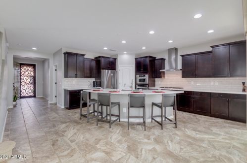 161 Rosemary Dr, Chandler AZ  85248-4038 exterior