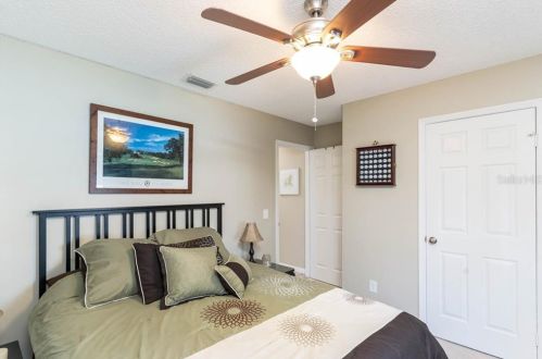 9724 Cypress Pond Ave, Tampa FL 33647-1841 exterior