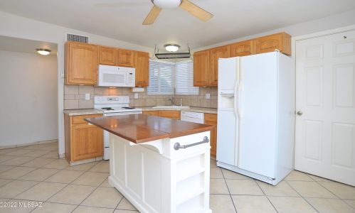 9552 32nd St, Tucson AZ  85748-8114 exterior