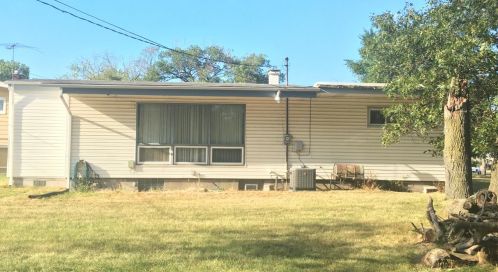 7131 Ash Pl, Gary IN 46403-3919 exterior