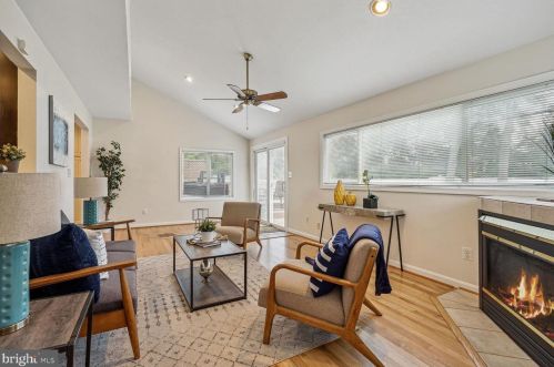 5247 Mitchell St, Alexandria VA 22312-2126 exterior