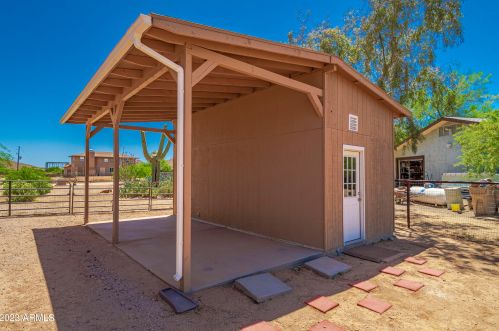 34826 3rd Ave, Phoenix AZ 85023-3640 exterior