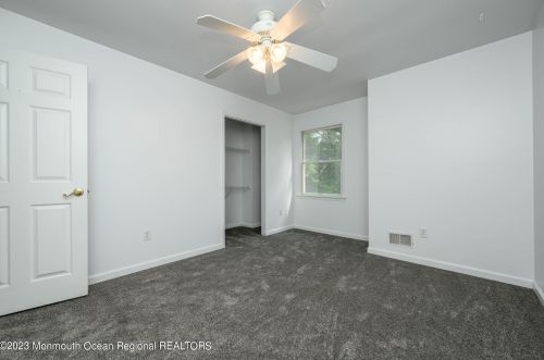 86 Serpentine Dr, Berkeley Township NJ  08721-3051 exterior