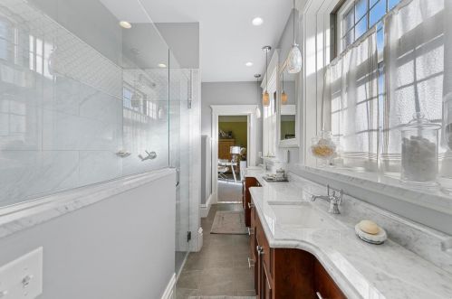 36 Portland Pl, Saint Louis MO 63108-1242 exterior