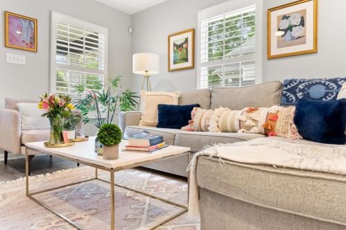 14 Eugenia Pl, Atlanta GA  30318-6357 exterior