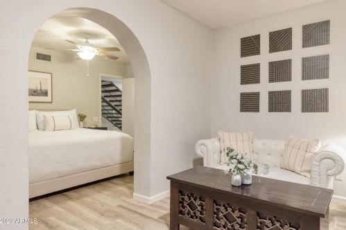 6619 36th St, Phoenix AZ  85018-1004 exterior