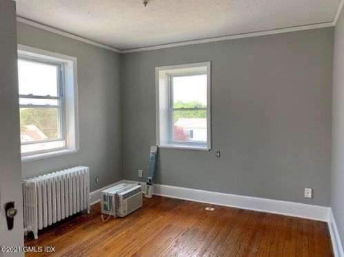 57 Alexander St, Greenwich CT 06830-6486 exterior