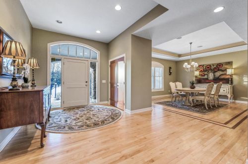 3211 Crestmoor Dr, Saint Paul MN 55125-5010 exterior