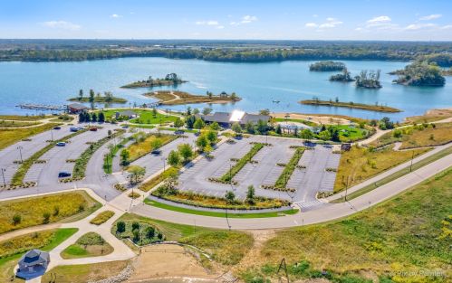 1539 Stockton Ln, Bull Valley IL 60014-2022 exterior