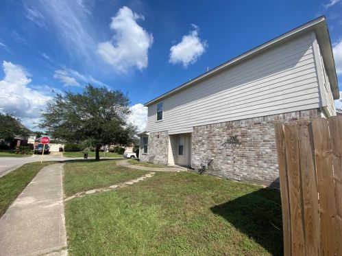 12306 English Brk Cir, Humble TX 77346-3272 exterior