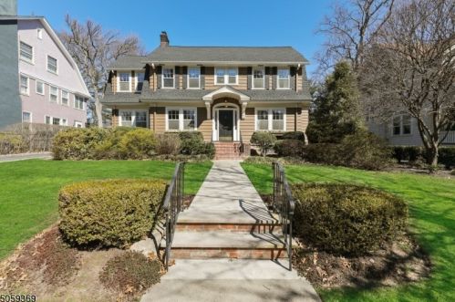 17 Marion Rd, Montclair, NJ 07043-1931