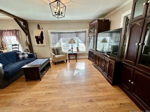 46 Mcgrath Ln, Exeter CT  06249-2608 exterior