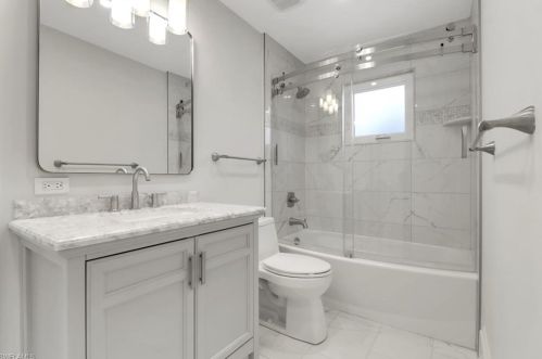 2900 Crayton Rd, Naples FL 34103-3532 exterior